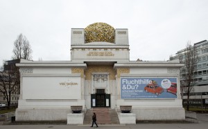 Fluchthilfe und Du, 2014, Foto Oliver Ottenschlaegersmall